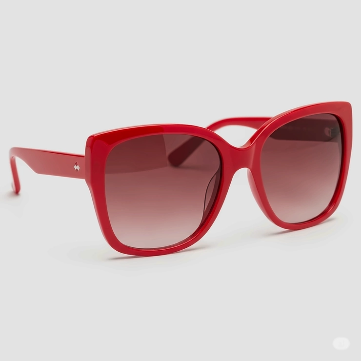 Modern oversized red ladies sunglasses, offering maximum UV protection and a bold fashion statement.